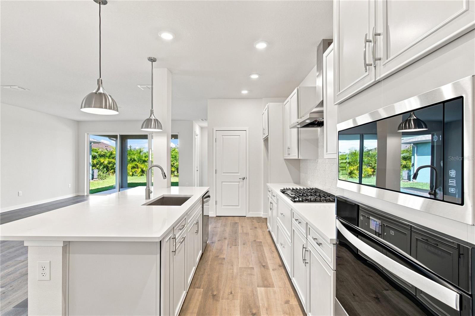 5166 CREEK SAND DRIVE