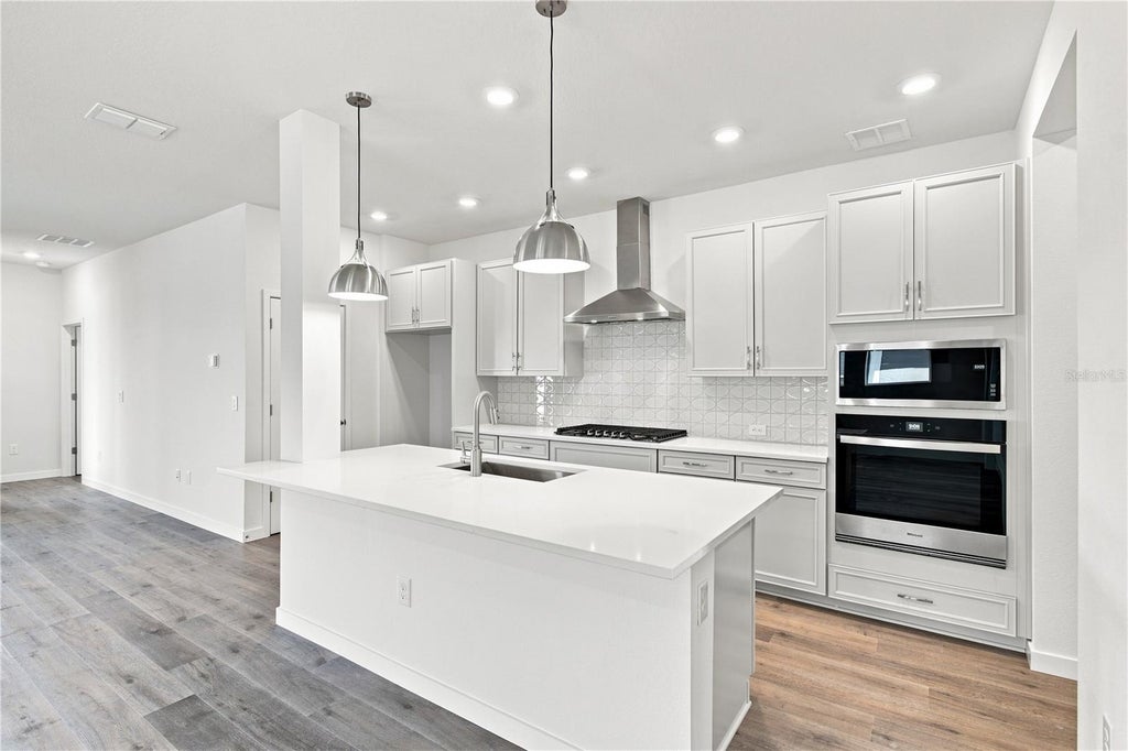 Photo of 5166 Creek Sand Drive, Apollo Beach, FL 33572 (MLS # TB8541891)