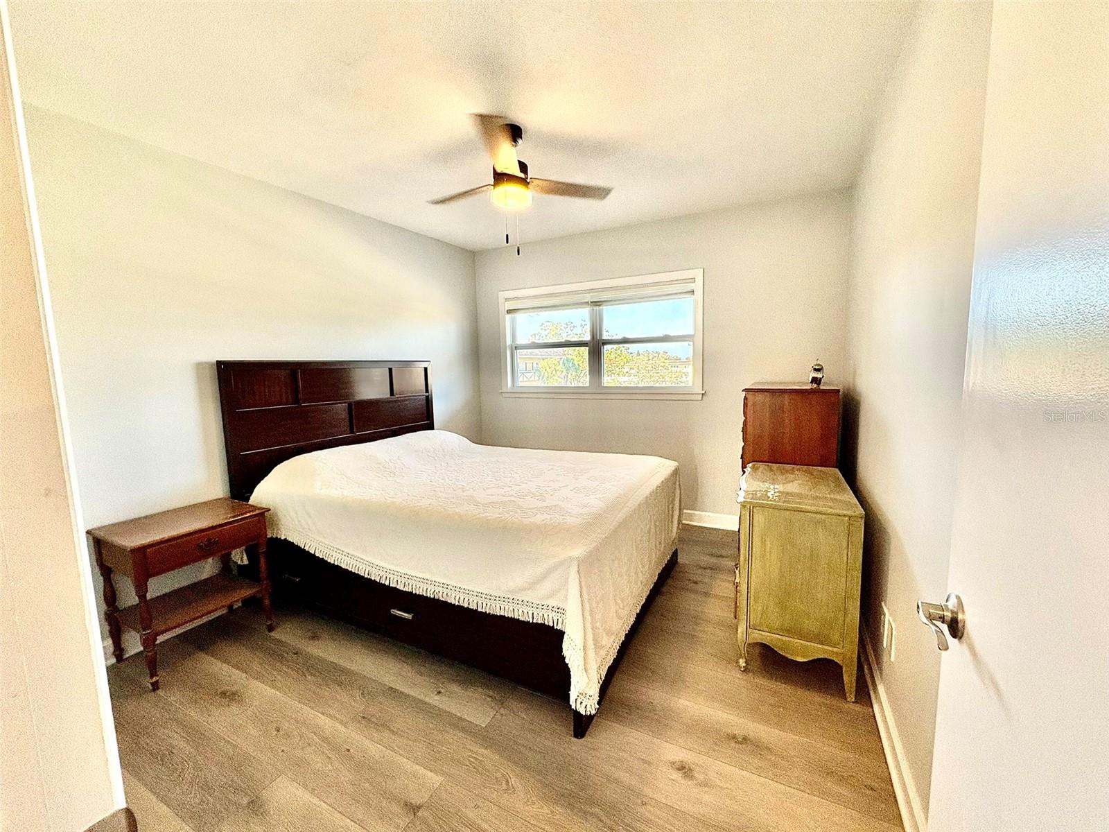 ON TOP OF THE WORLD - Residential