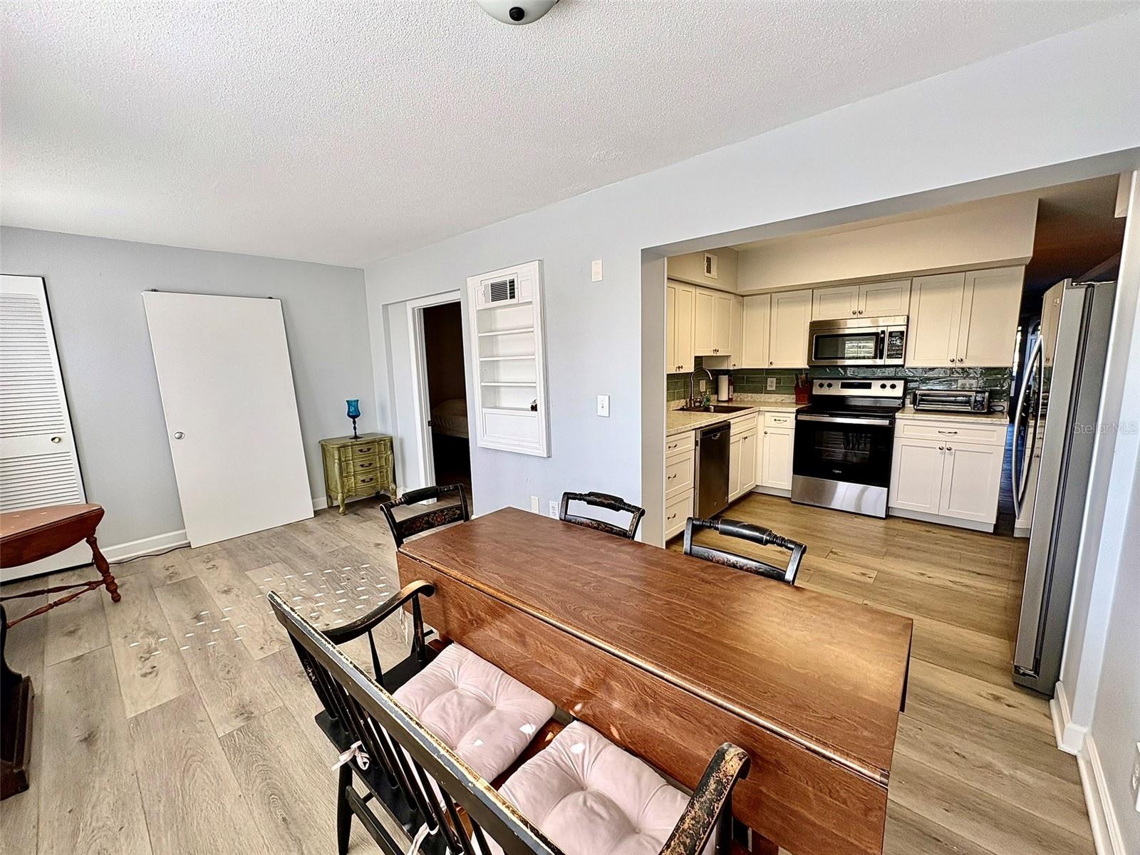 ON TOP OF THE WORLD - Residential