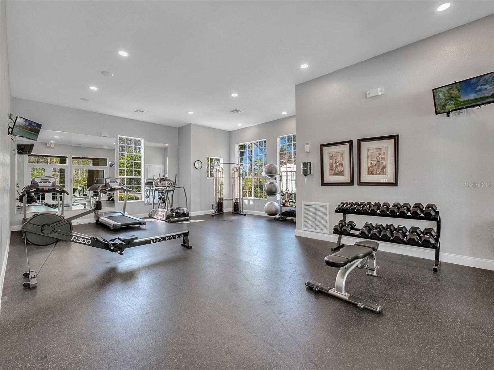 STONEYBROOK - Residential