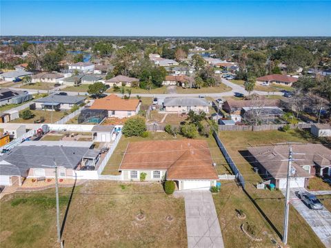 A home in DELTONA