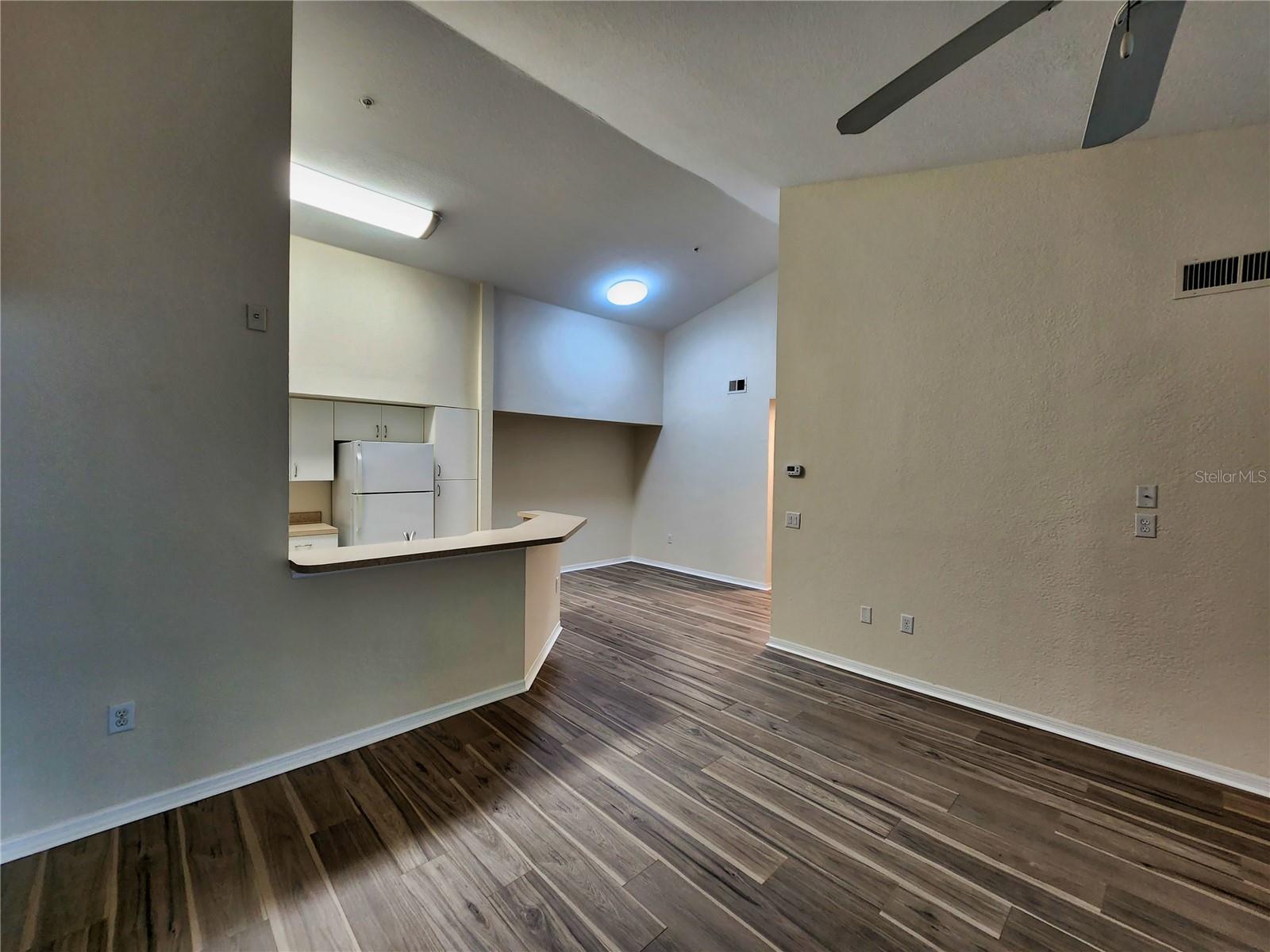 BELLA VILLINO IV - Residential Lease