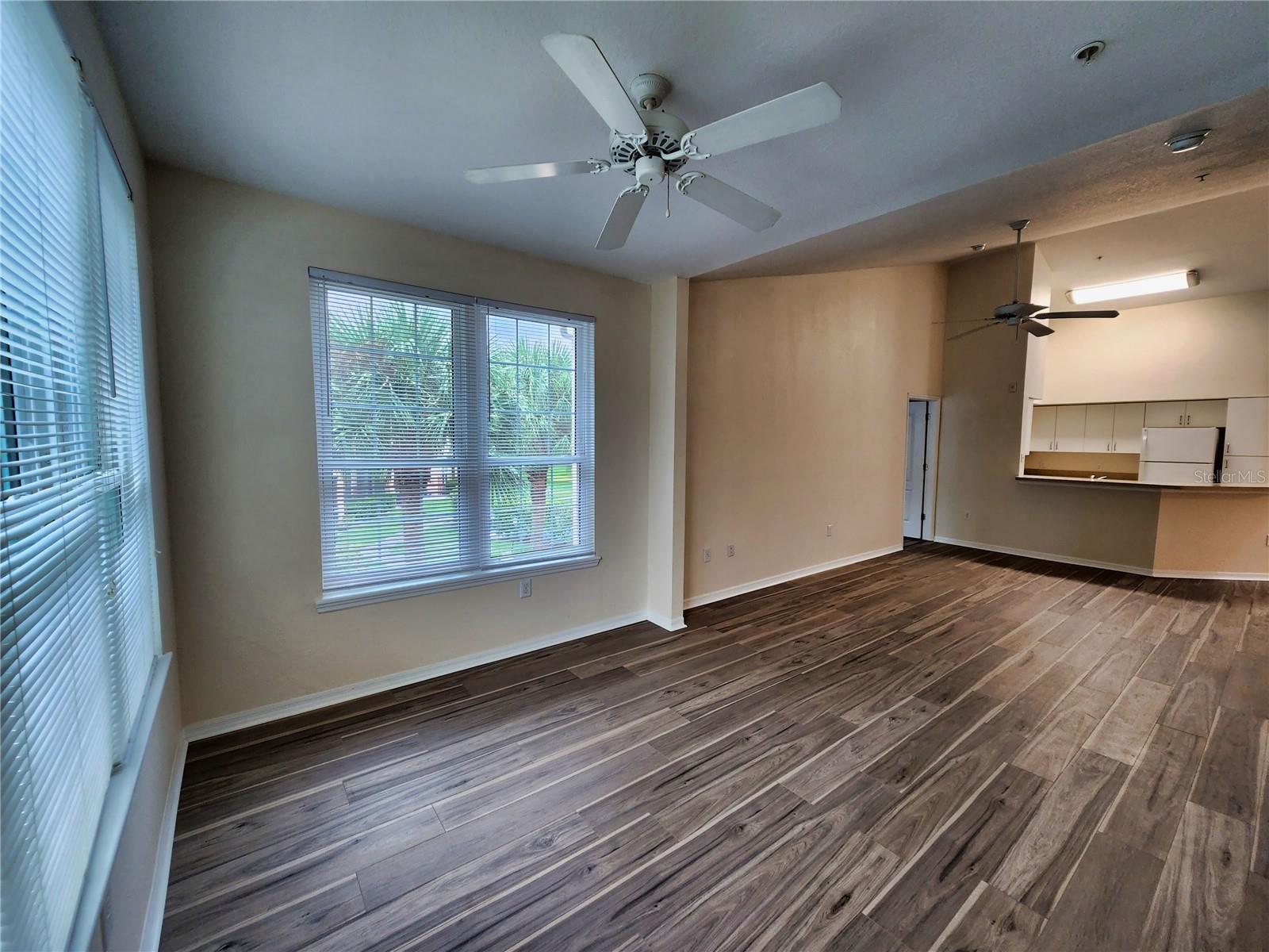 BELLA VILLINO IV - Residential Lease