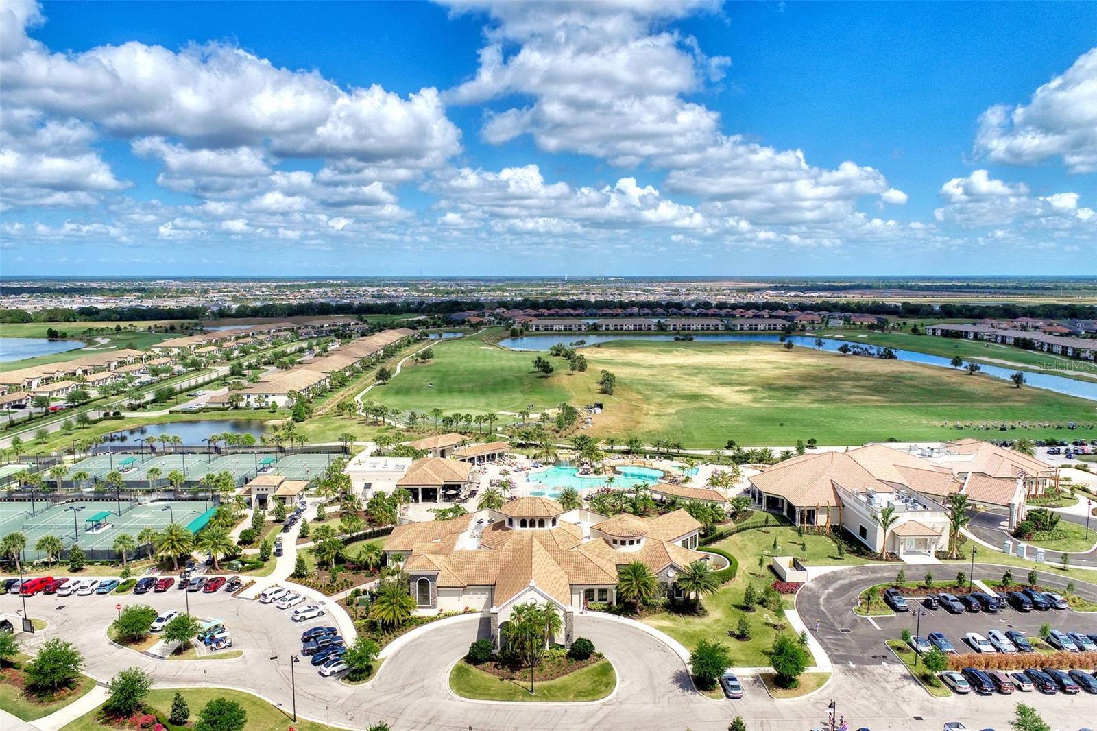 LAKEWOOD NATIONAL - Residential Lease