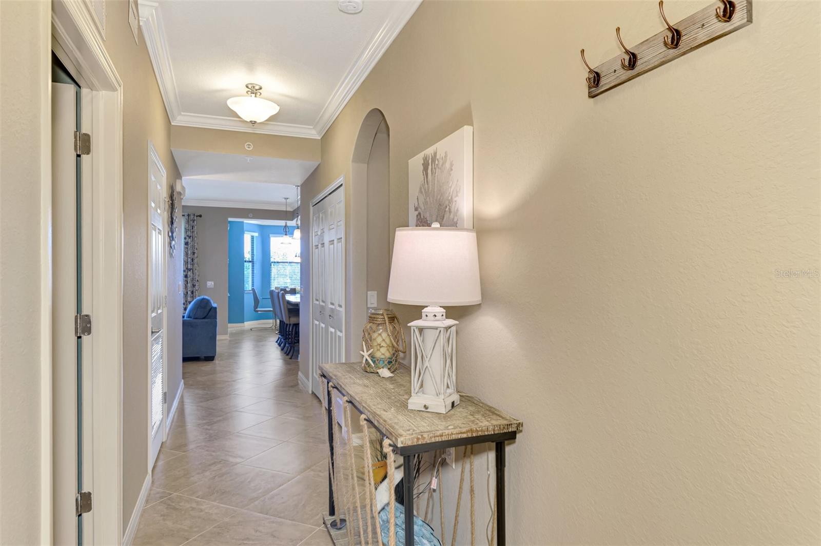 LAKEWOOD NATIONAL - Residential Lease