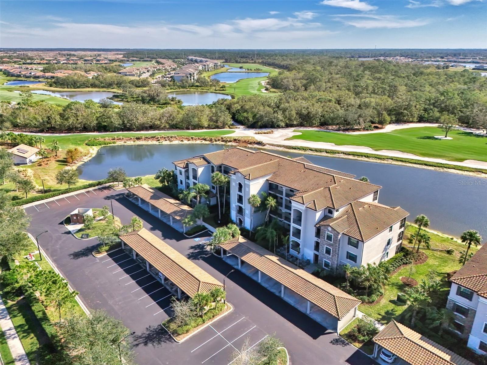 LAKEWOOD NATIONAL - Residential Lease