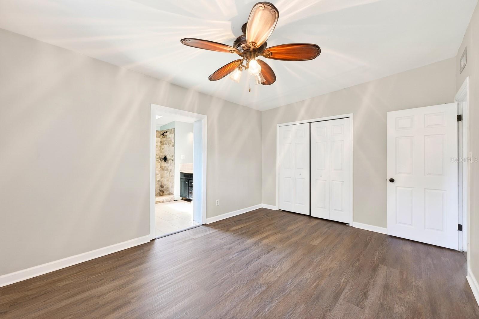CONDEL GARDENS - Residential