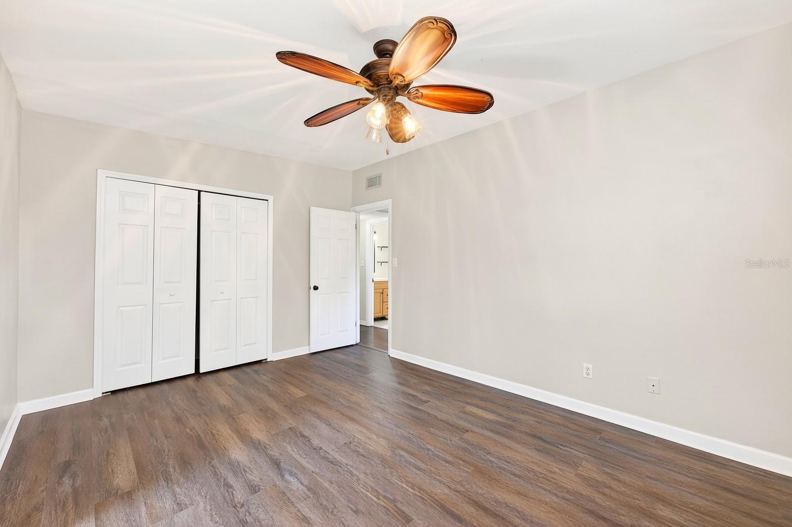 CONDEL GARDENS - Residential