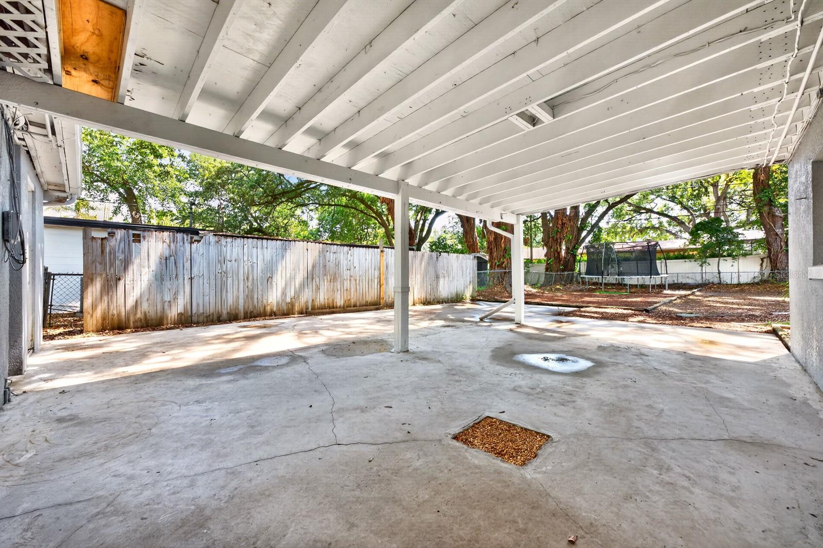 CONDEL GARDENS - Residential