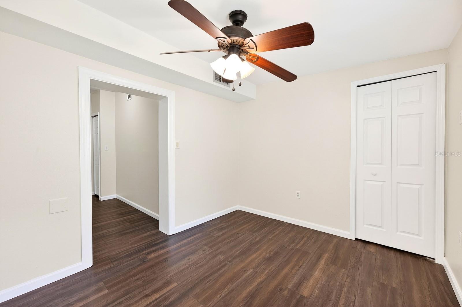 CONDEL GARDENS - Residential