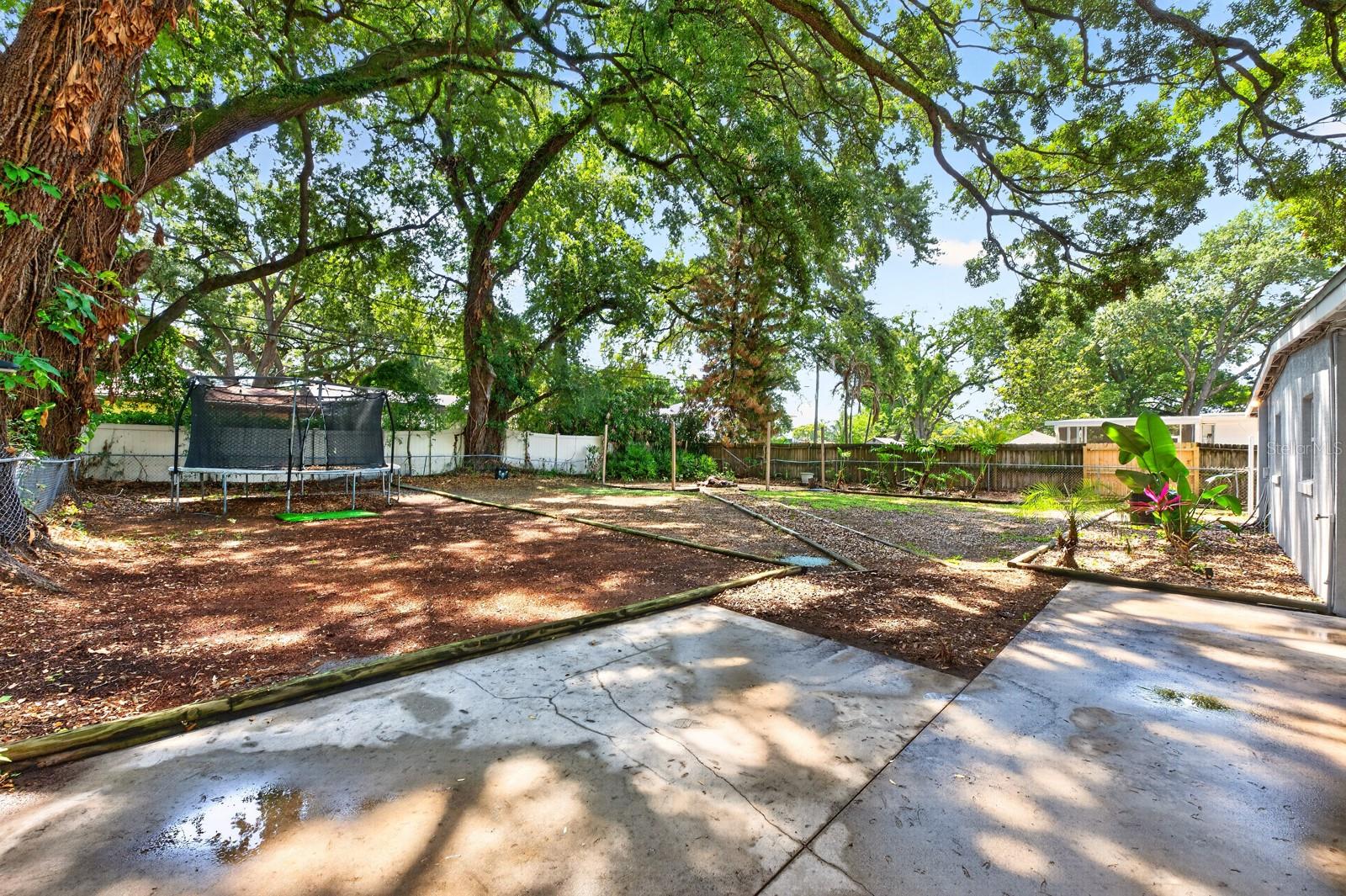 CONDEL GARDENS - Residential