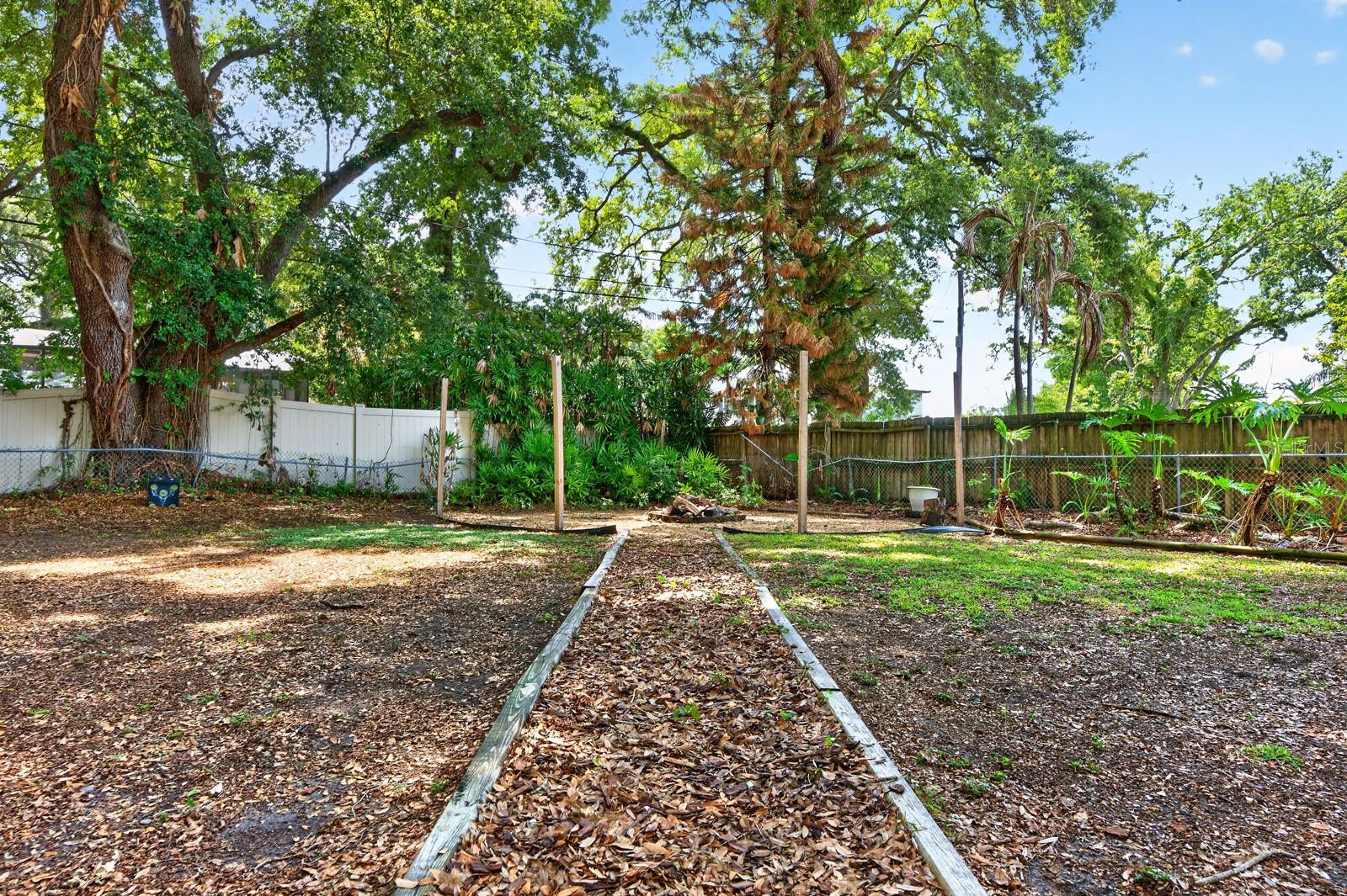 CONDEL GARDENS - Residential