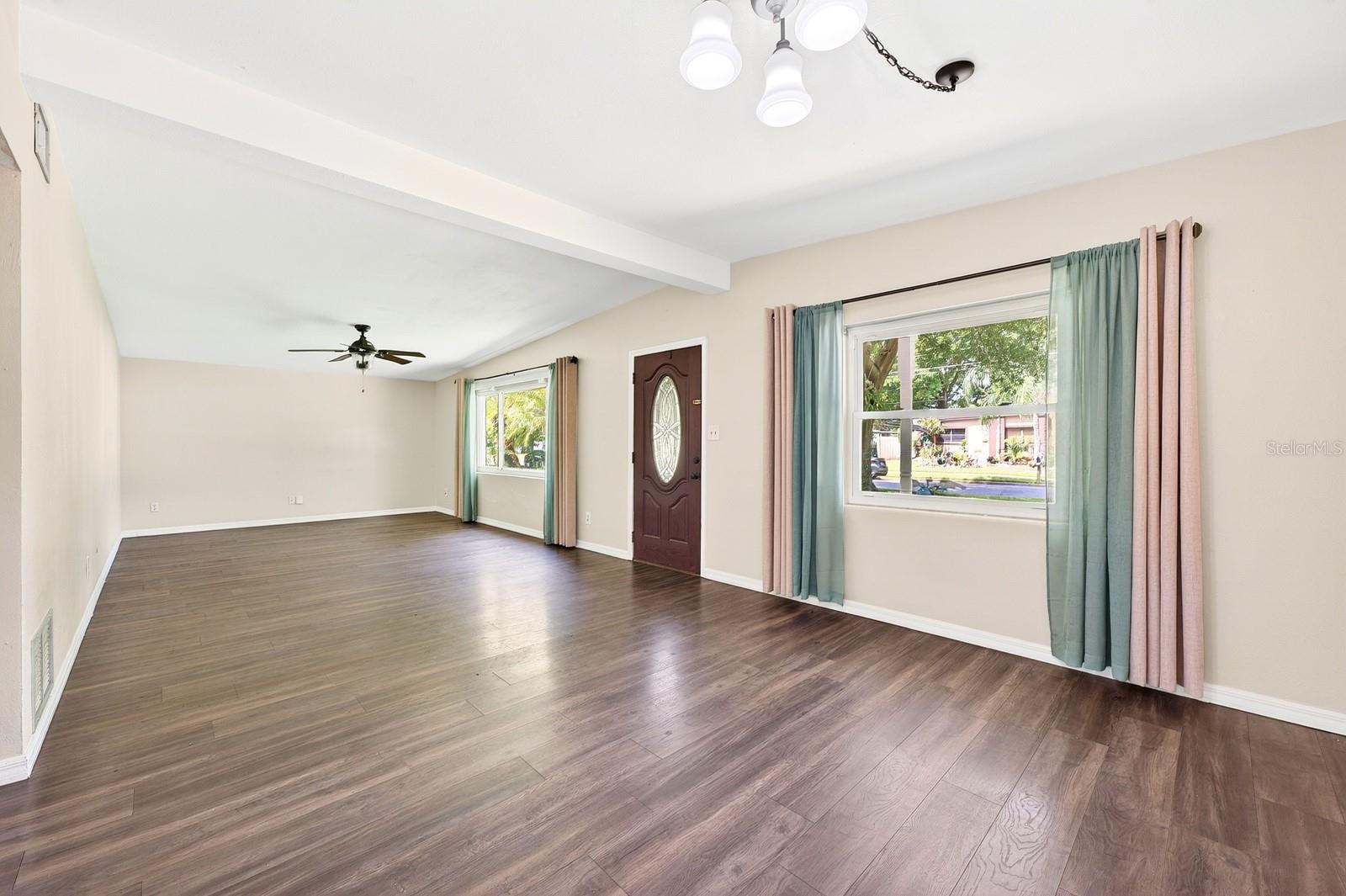 CONDEL GARDENS - Residential