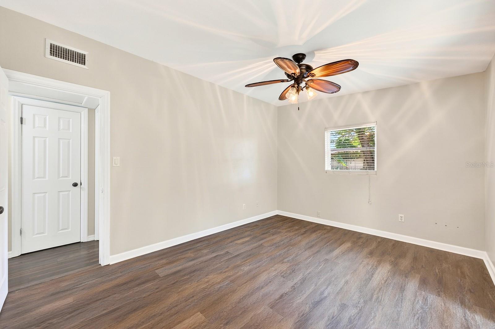CONDEL GARDENS - Residential