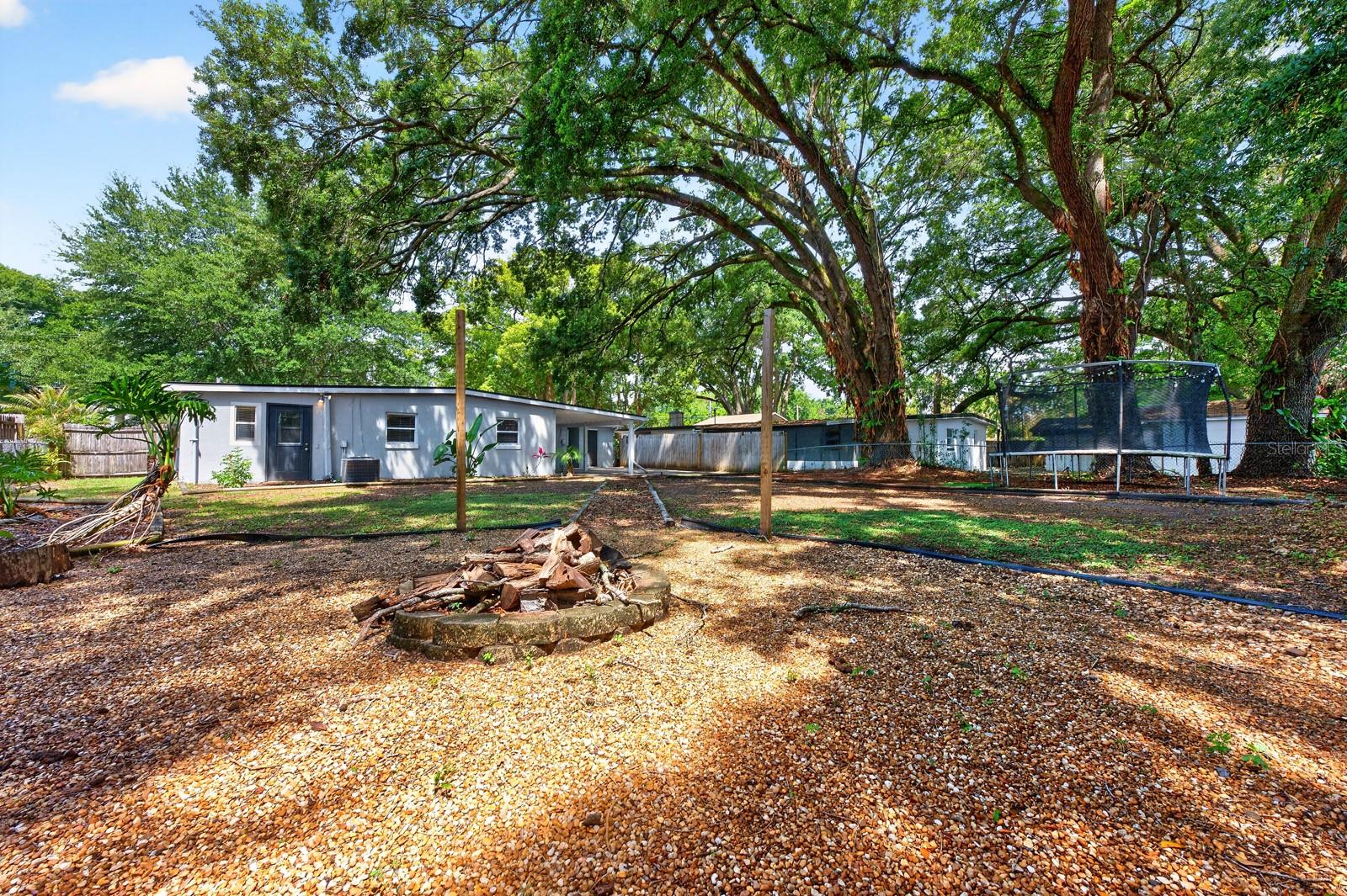 CONDEL GARDENS - Residential