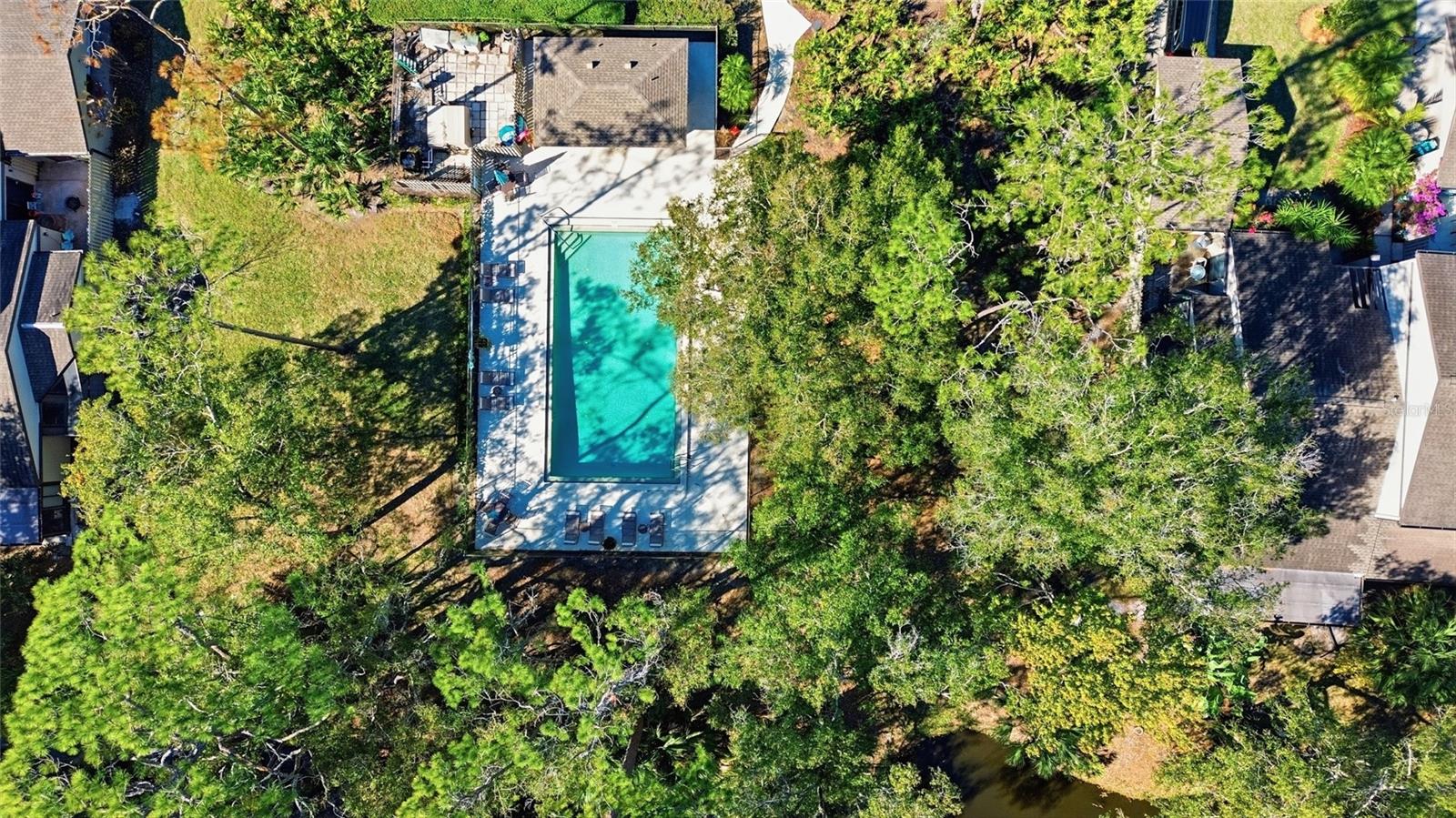 EAST LAKE WOODLANDS WOODS LANDING TWNHMS - Residential