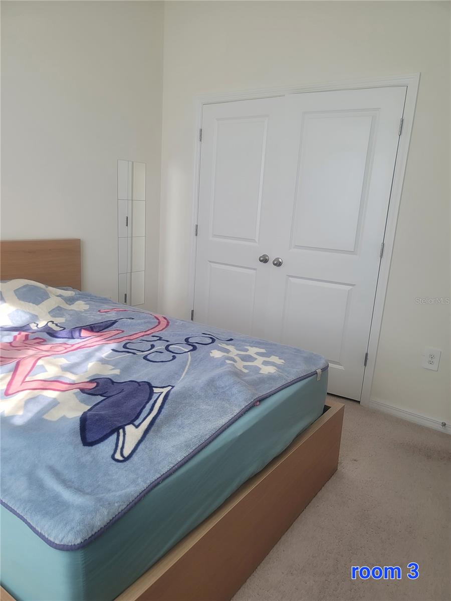 SILVERADO RANCH - Residential