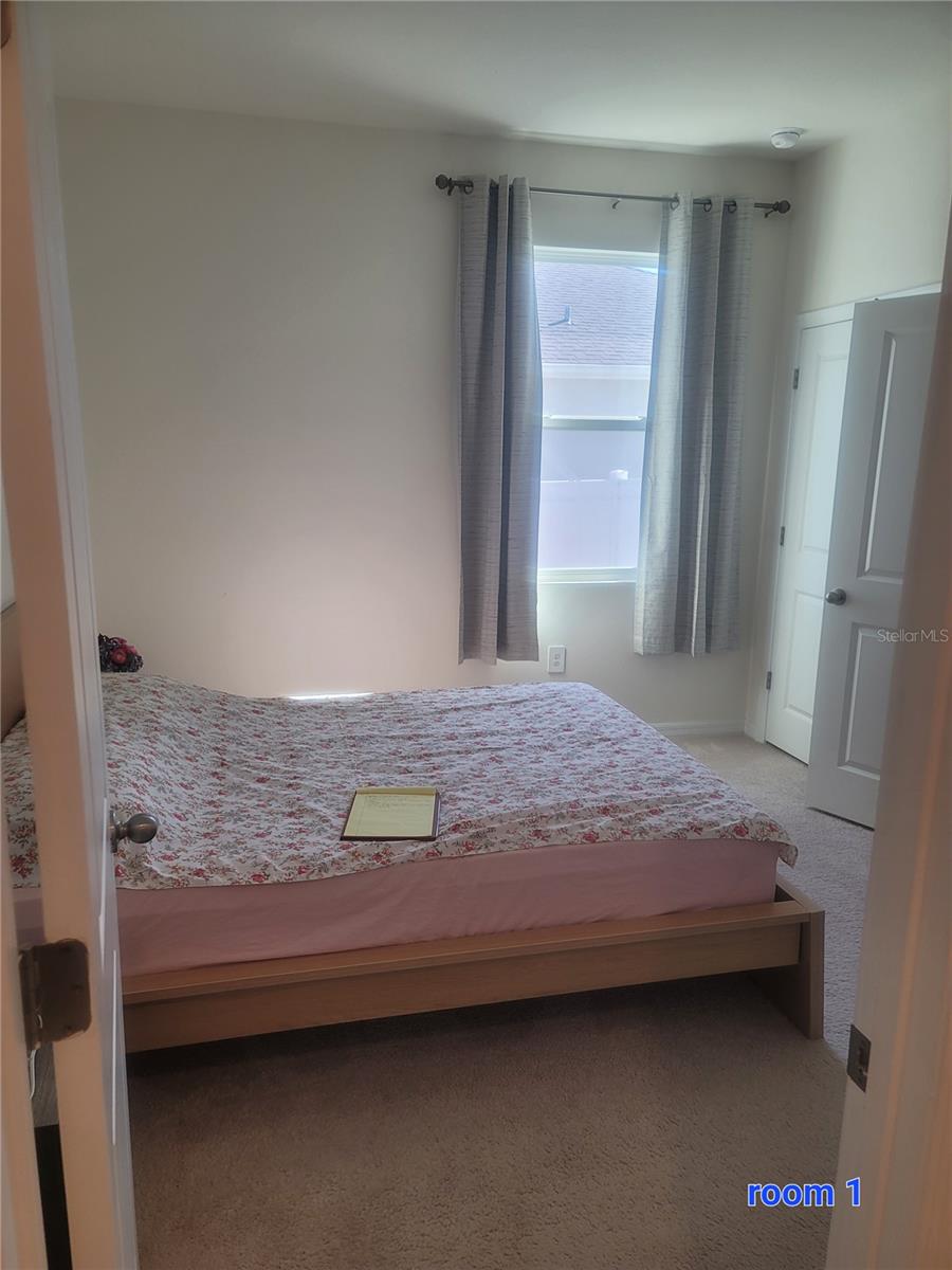 SILVERADO RANCH - Residential