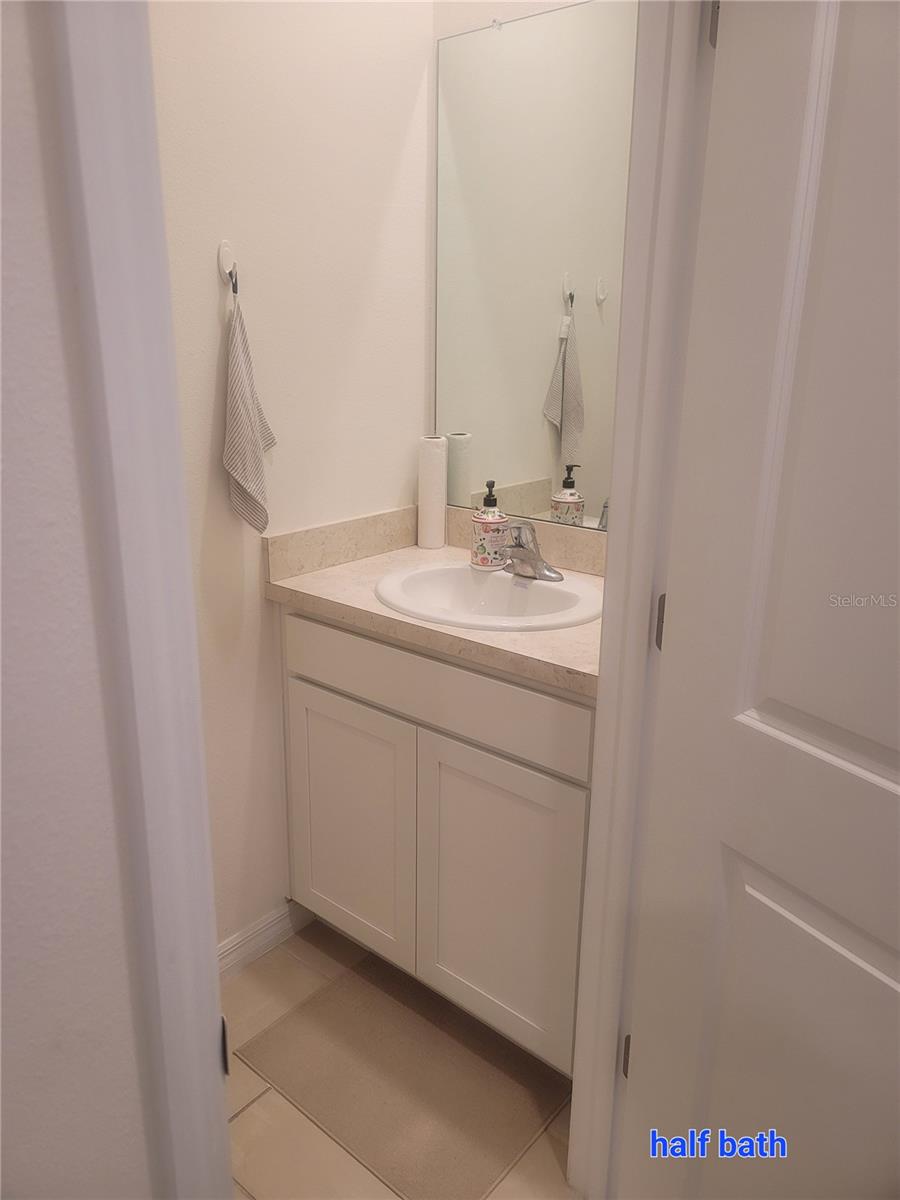 SILVERADO RANCH - Residential