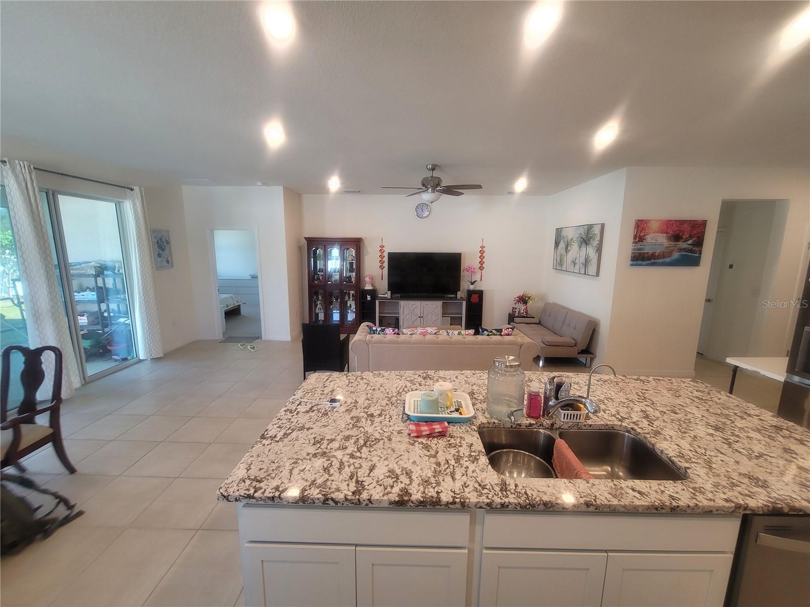 SILVERADO RANCH - Residential