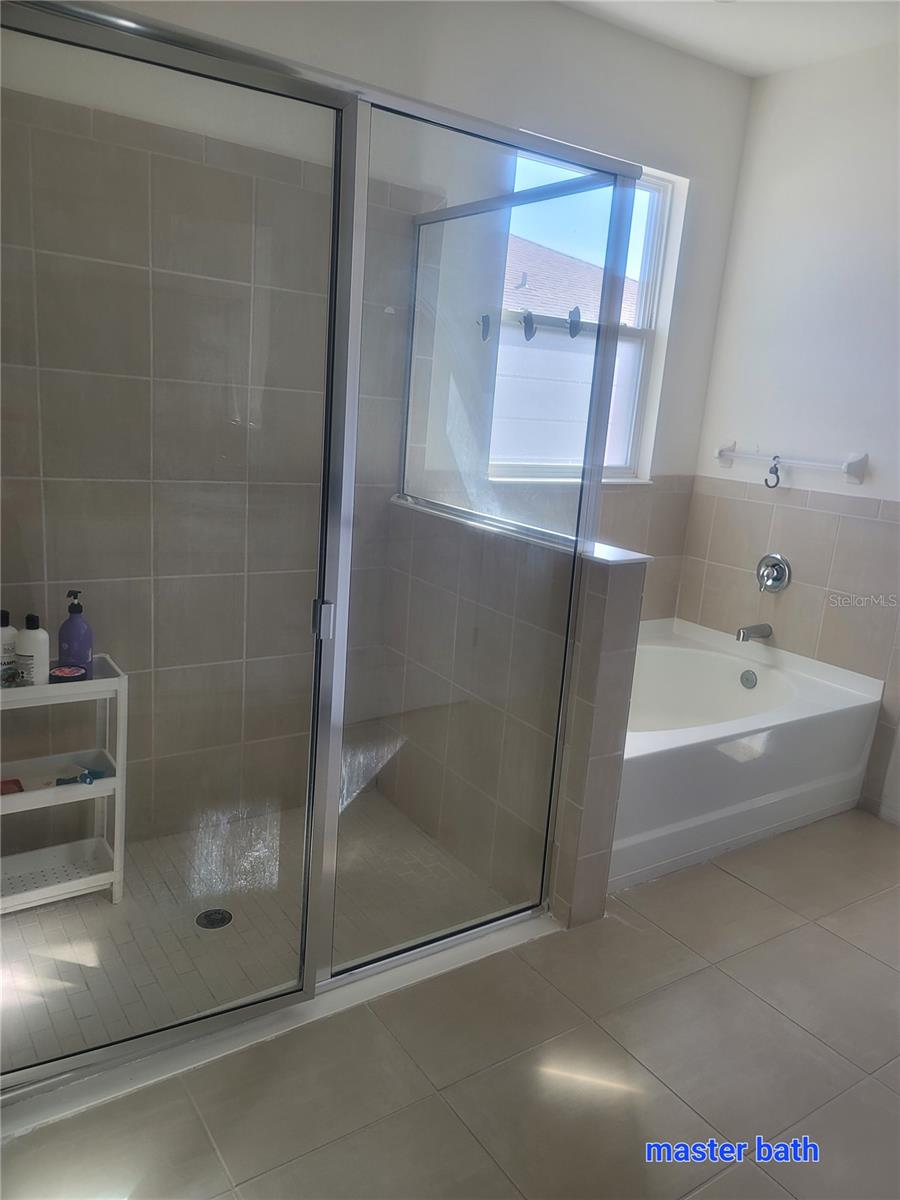 SILVERADO RANCH - Residential