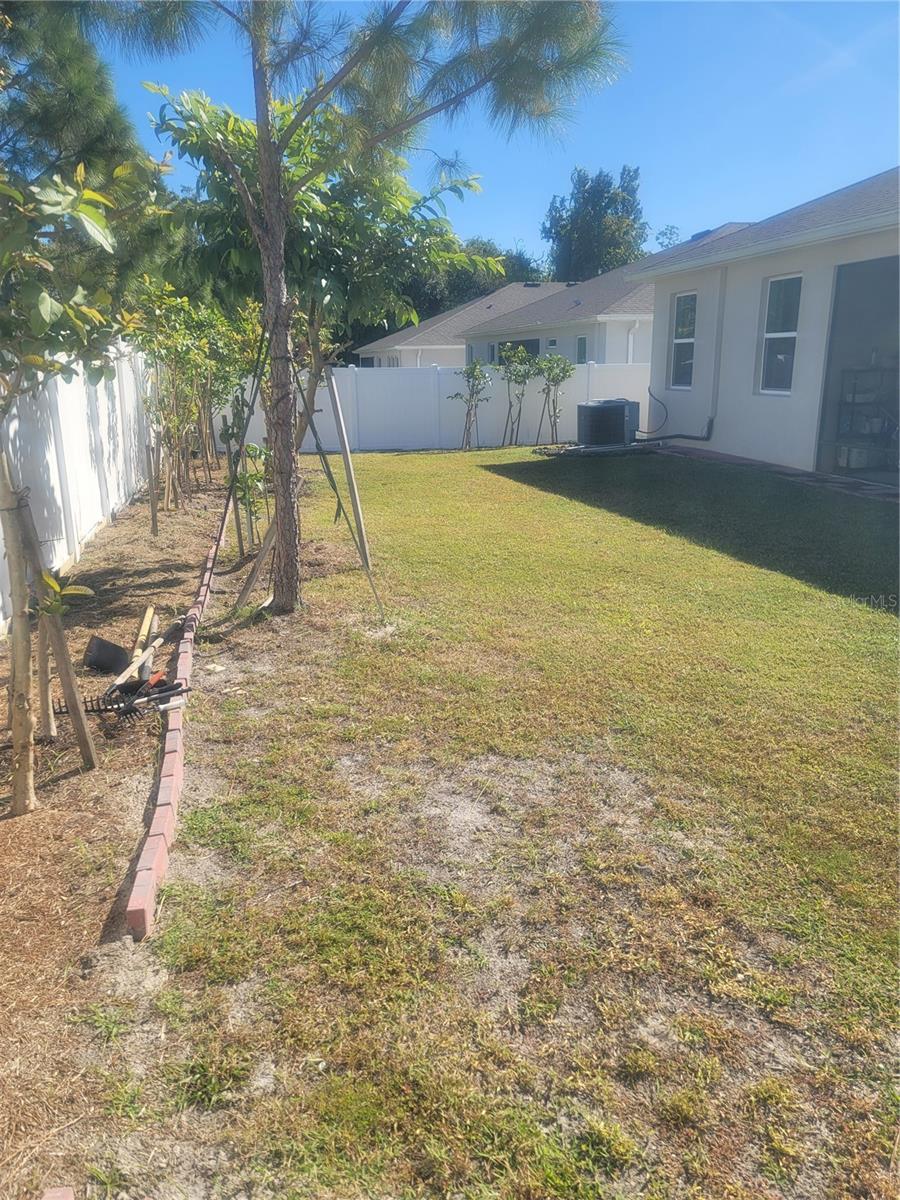 SILVERADO RANCH - Residential