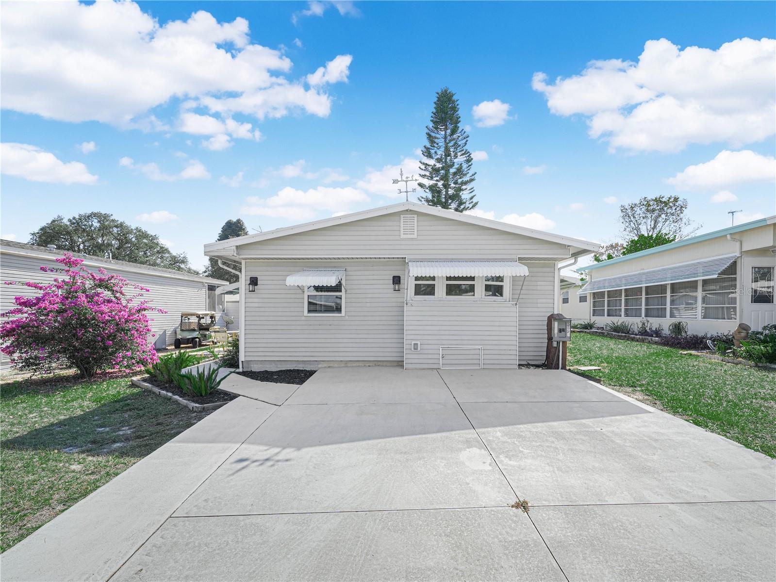 SADDLEBAG LAKE - Residential