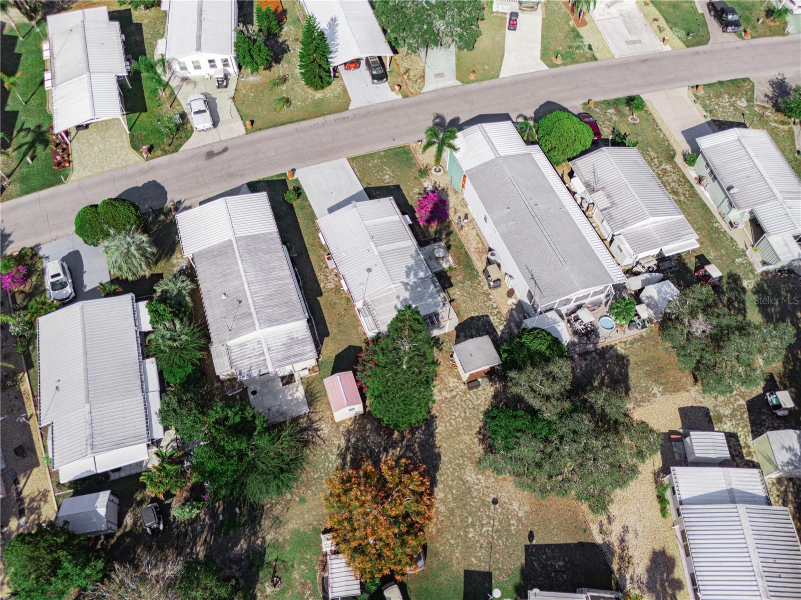 SADDLEBAG LAKE - Residential