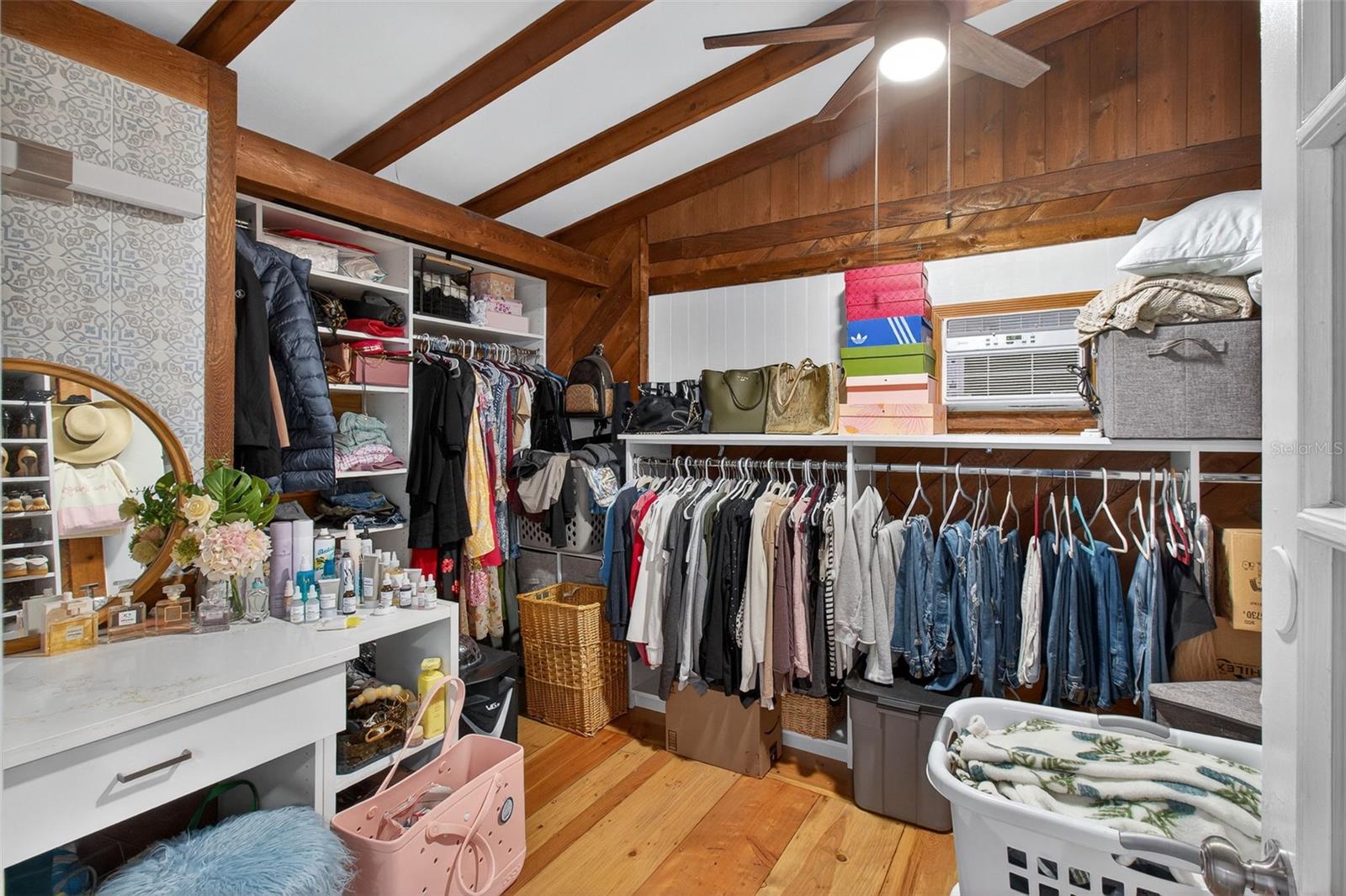 OAK RIDGE - Residential