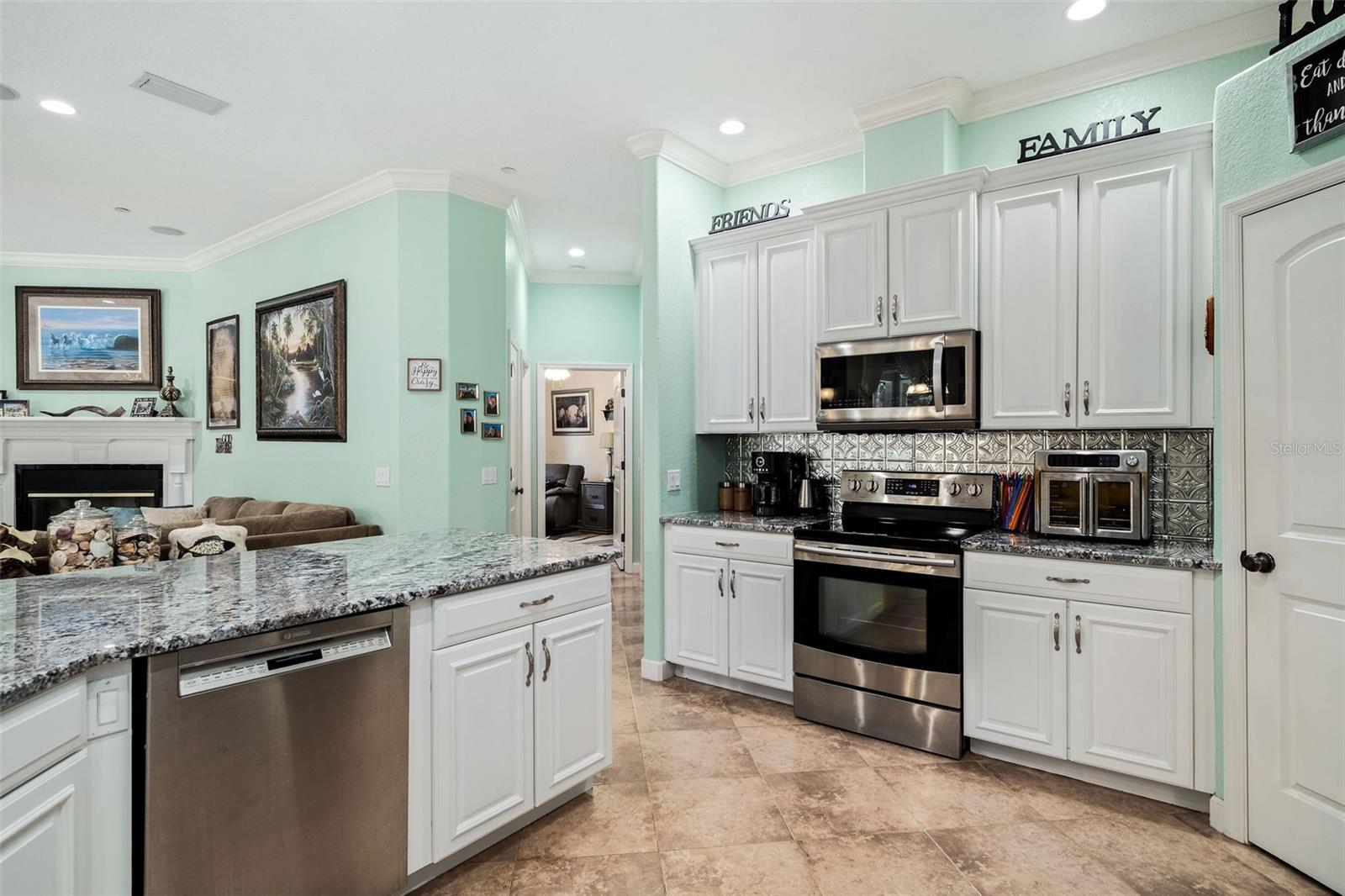 CROSS-TIE RANCH PH 02 TR A - Residential