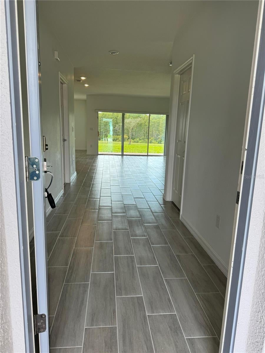 Photo of 545 Oglethorpe Drive, Davenport, FL 33837 (MLS # S5158633)