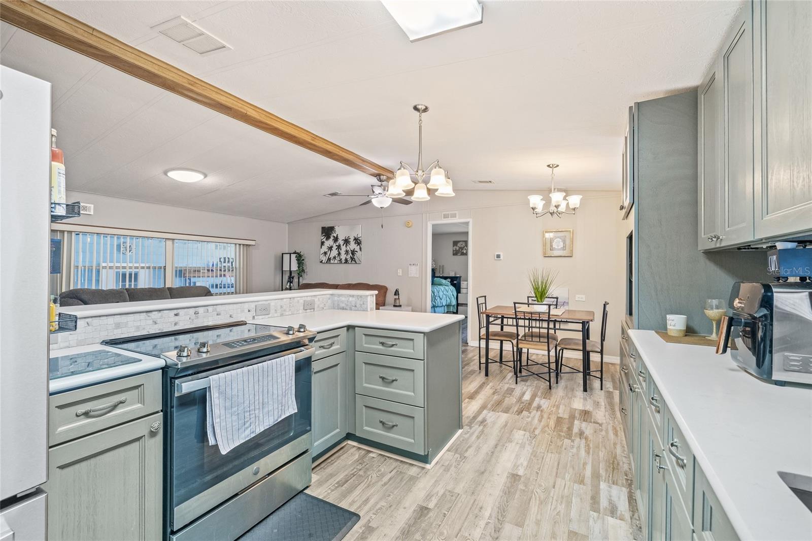 FOXWOOD LAKE ESTATES PH 01 - Residential