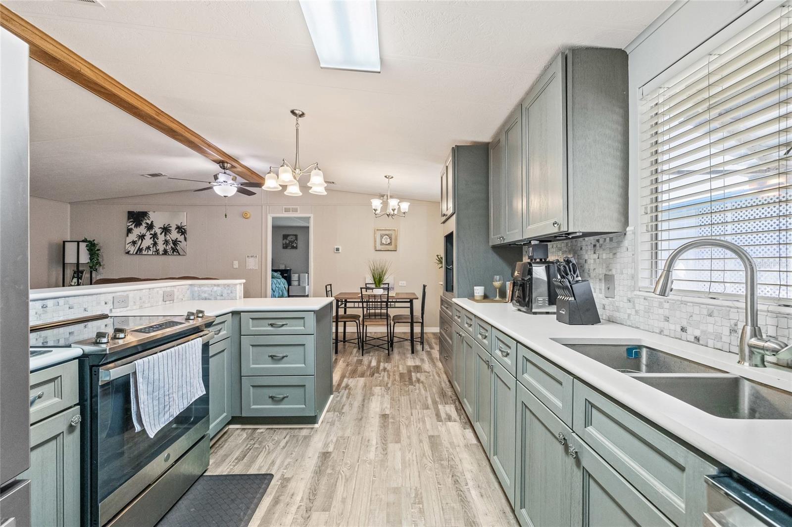 FOXWOOD LAKE ESTATES PH 01 - Residential