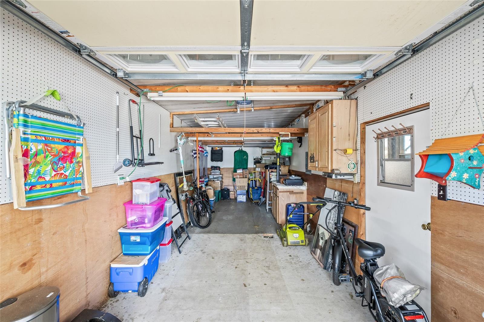 FOXWOOD LAKE ESTATES PH 01 - Residential