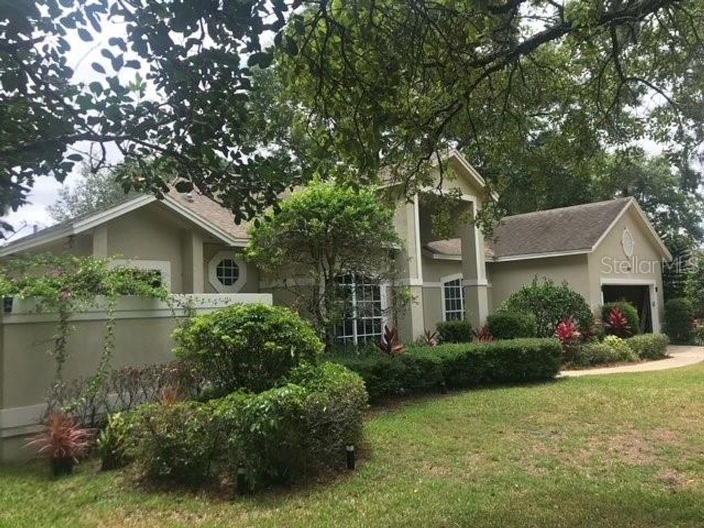 Photo of 2435 Sweetwater Cc Place Drive, Apopka, FL 32712 (MLS # O6401705)
