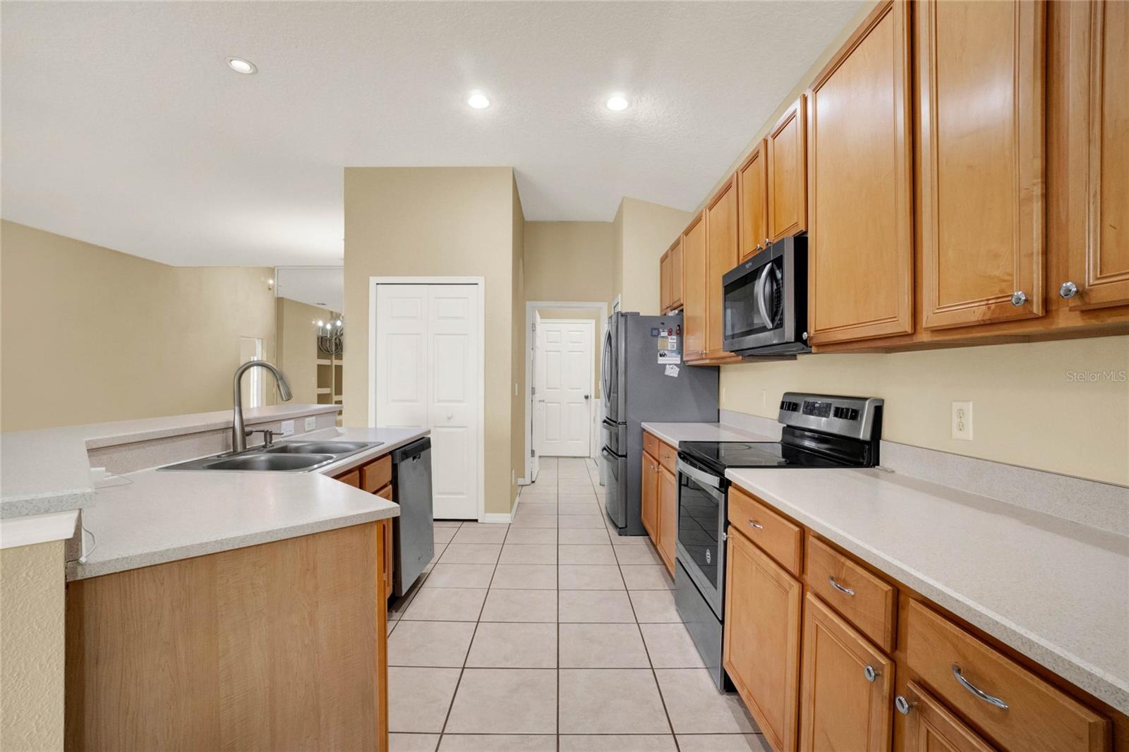 4900 MARBELLA ISLE DRIVE