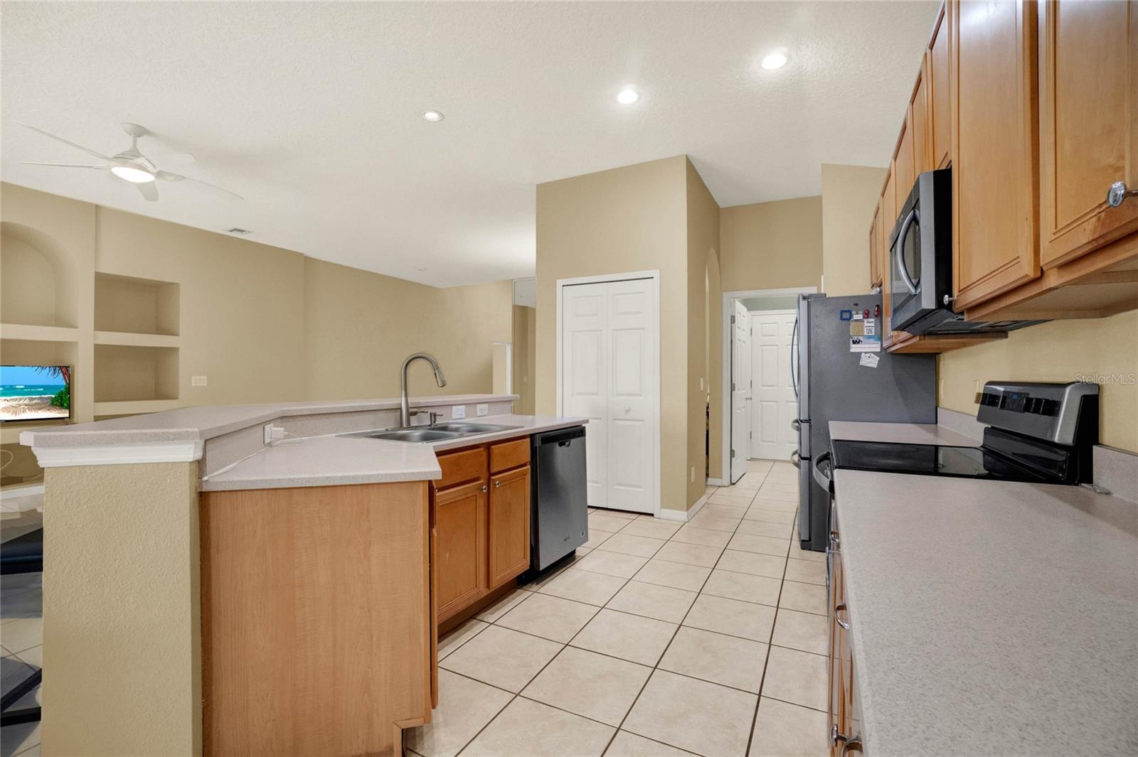 4900 MARBELLA ISLE DRIVE