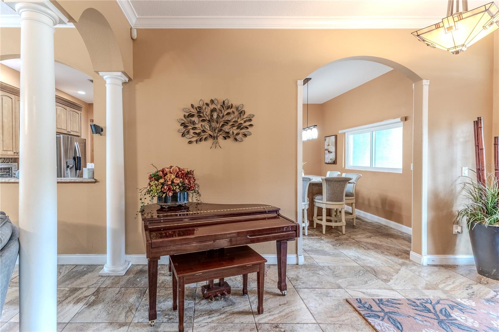 11510 LAKEVIEW DRIVE