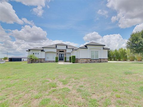 Photo of 7965 Lake Mabel Loop Road, Dundee, FL 33838 (MLS # O6340238) Photo of 7965 Lake Mabel Loop Road, Dundee, FL 33838 (MLS # O6340238)
