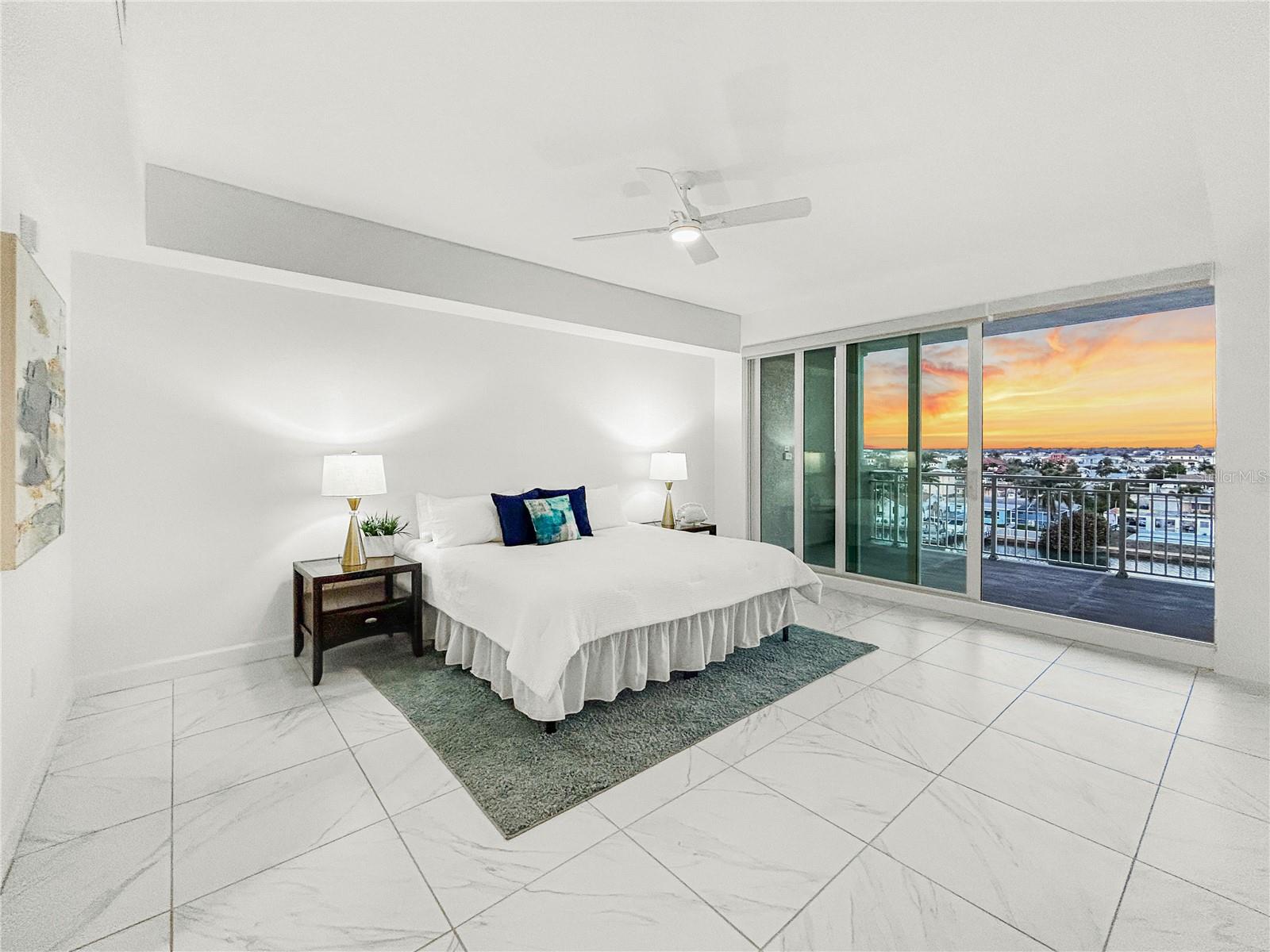 DOLPHIN HARBOUR CONDO - Residential Lease