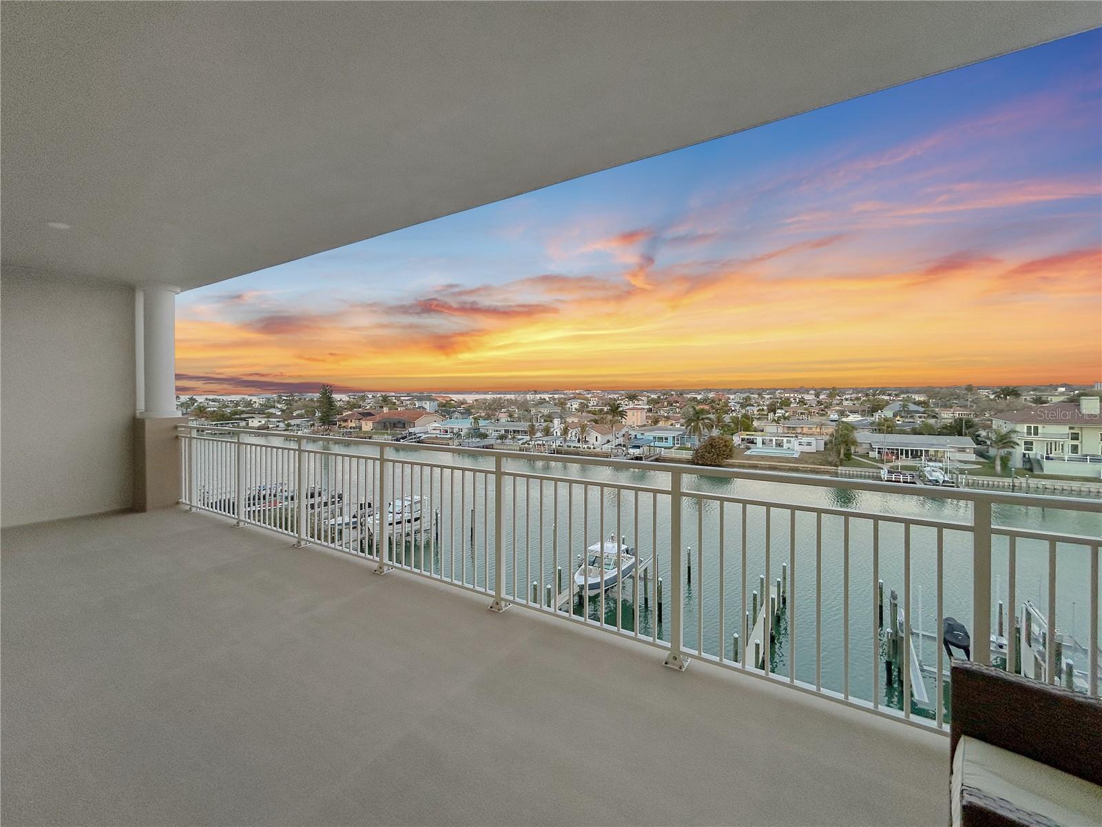 DOLPHIN HARBOUR CONDO - Residential Lease