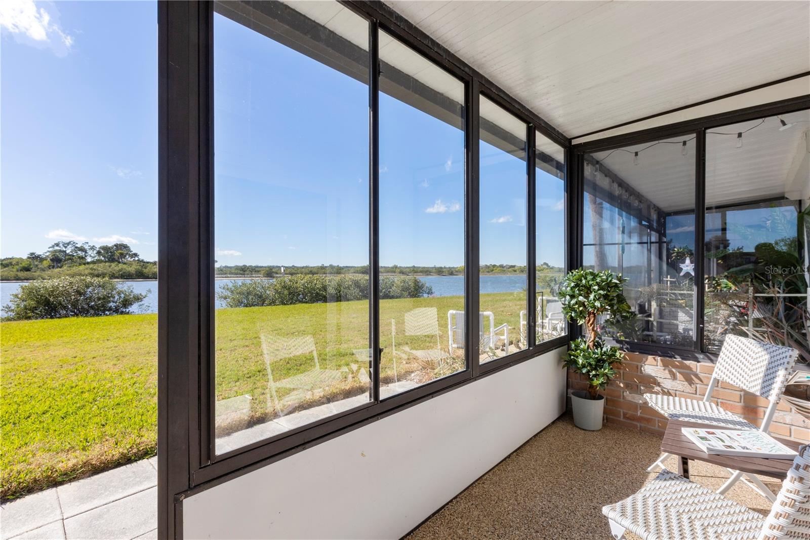 OCEAN PALM VILLAS 01 - Residential