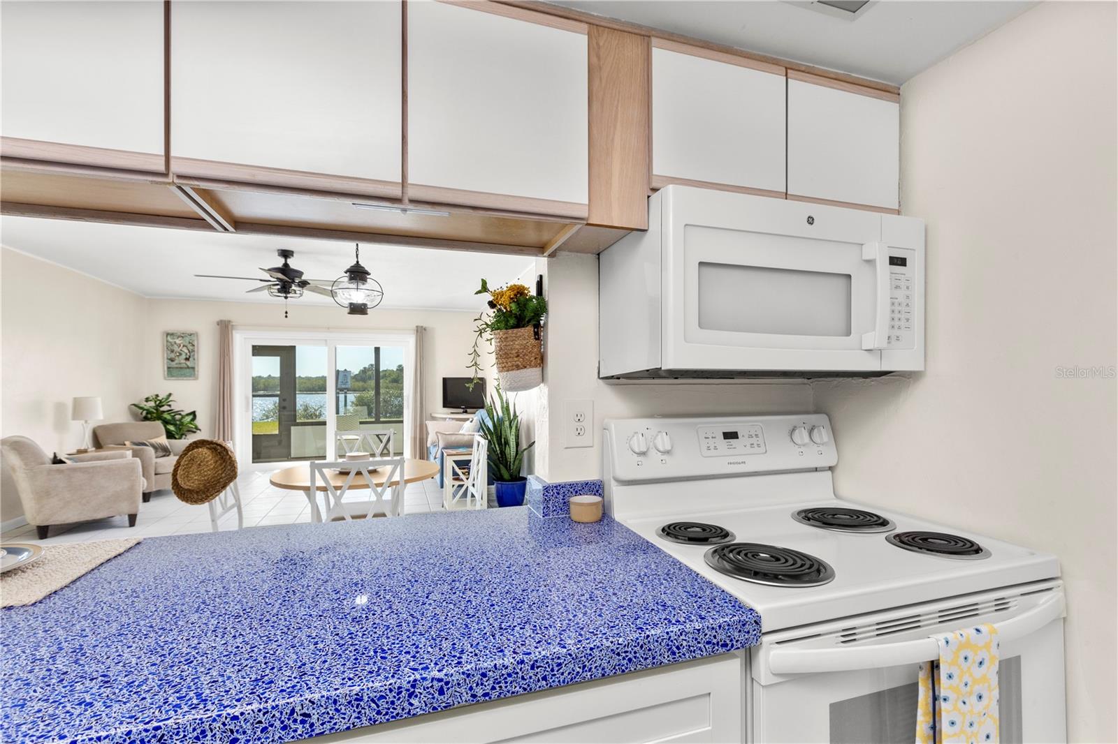 OCEAN PALM VILLAS 01 - Residential