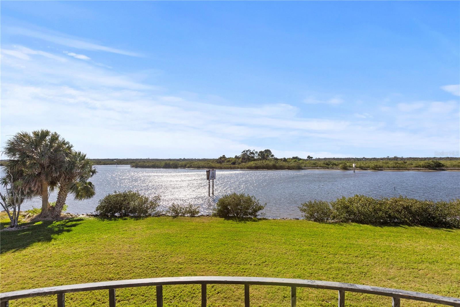 OCEAN PALM VILLAS 01 - Residential