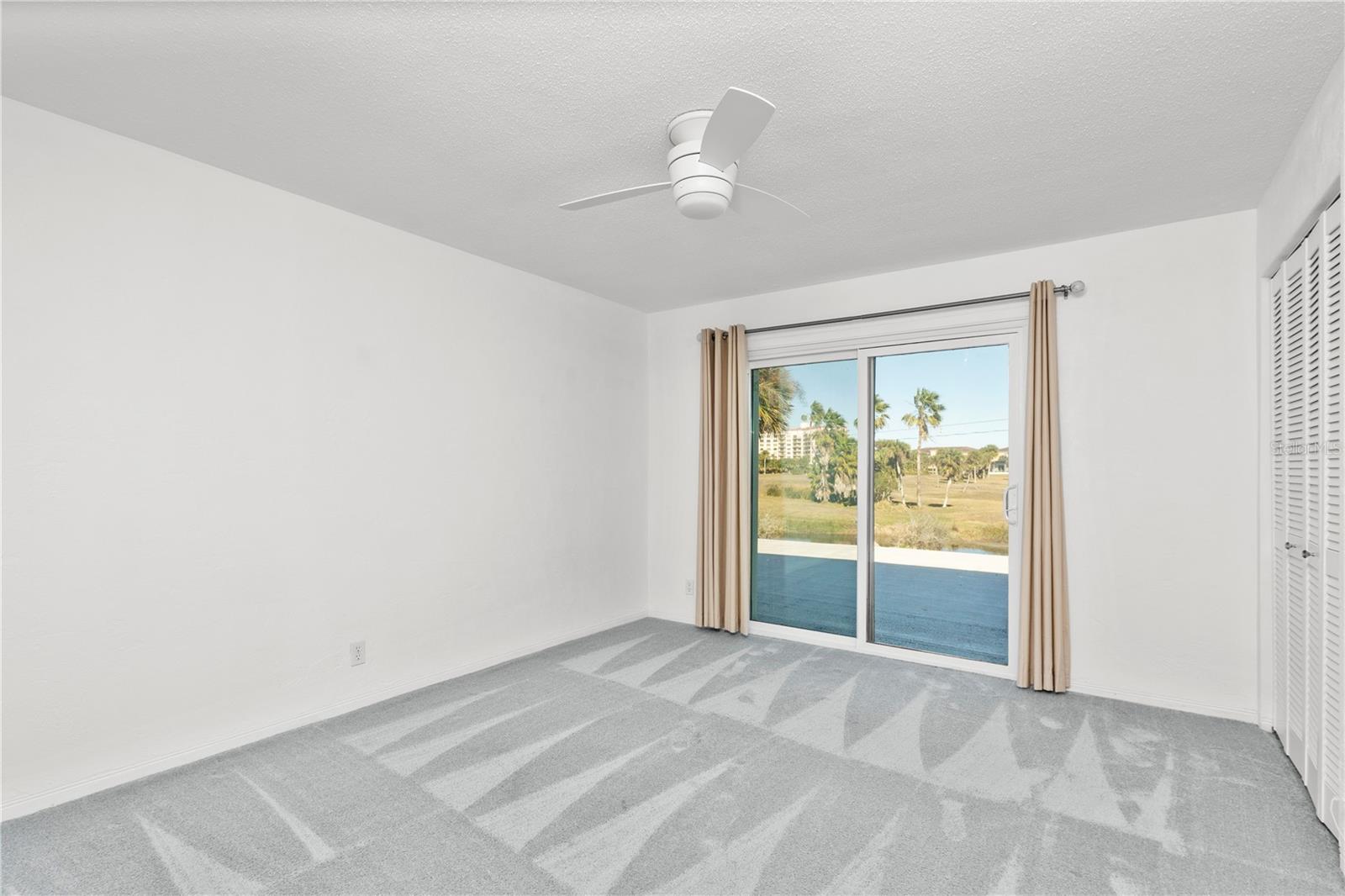 OCEAN PALM VILLAS 01 - Residential