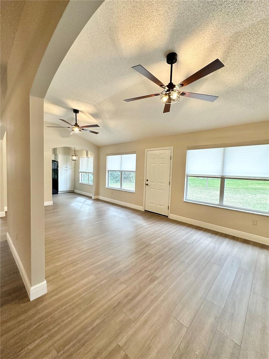 LADY LAKE ORANGE BLOSSOM GARDENS UNIT 19 - Residential Lease