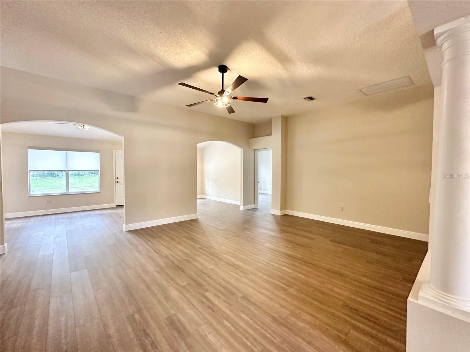 LADY LAKE ORANGE BLOSSOM GARDENS UNIT 19 - Residential Lease