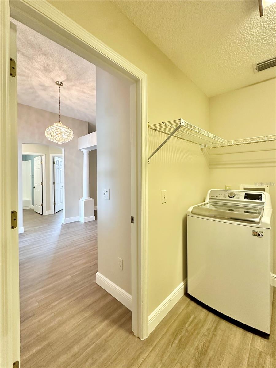 LADY LAKE ORANGE BLOSSOM GARDENS UNIT 19 - Residential Lease