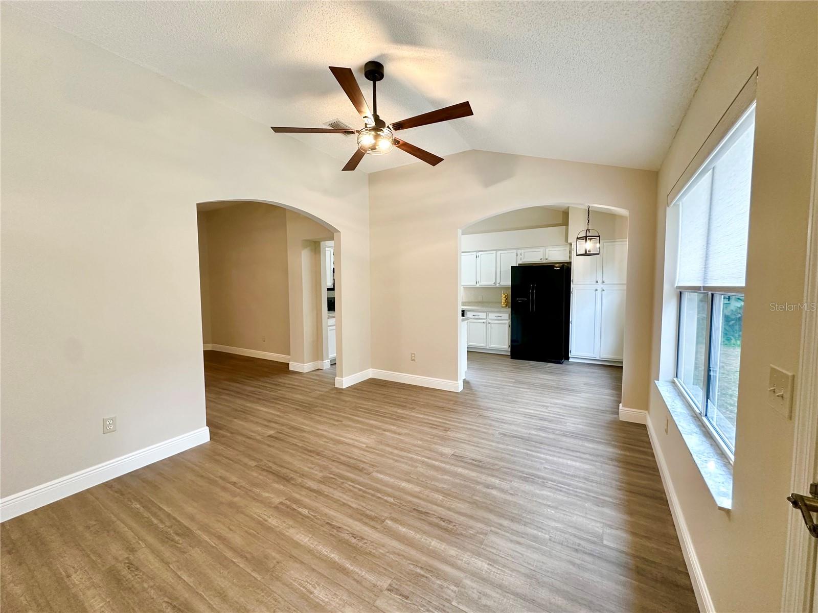 LADY LAKE ORANGE BLOSSOM GARDENS UNIT 19 - Residential Lease